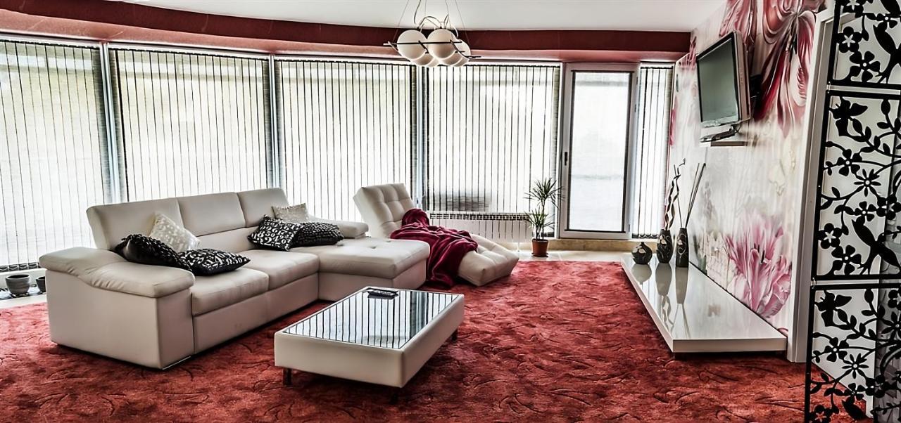 Luxury Apartments בורגאס מראה חיצוני תמונה